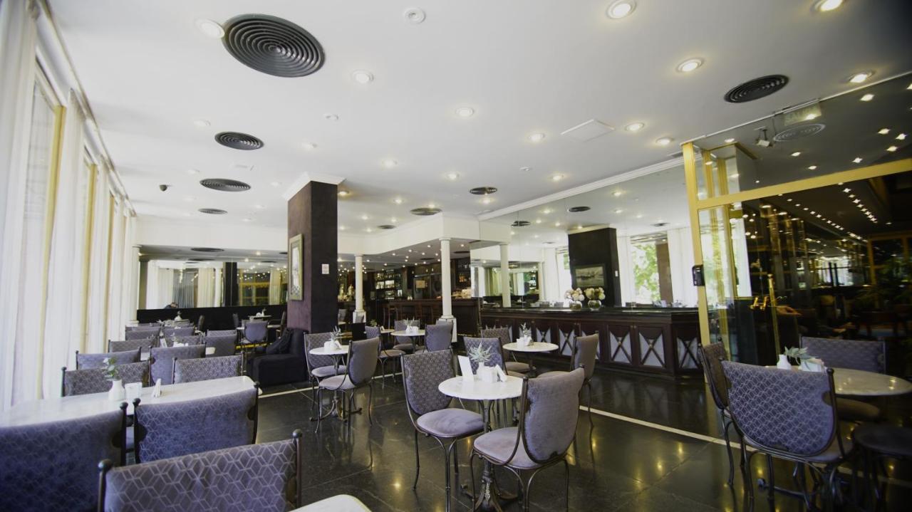 Hotel Presidente Buenos Aires Exteriér fotografie