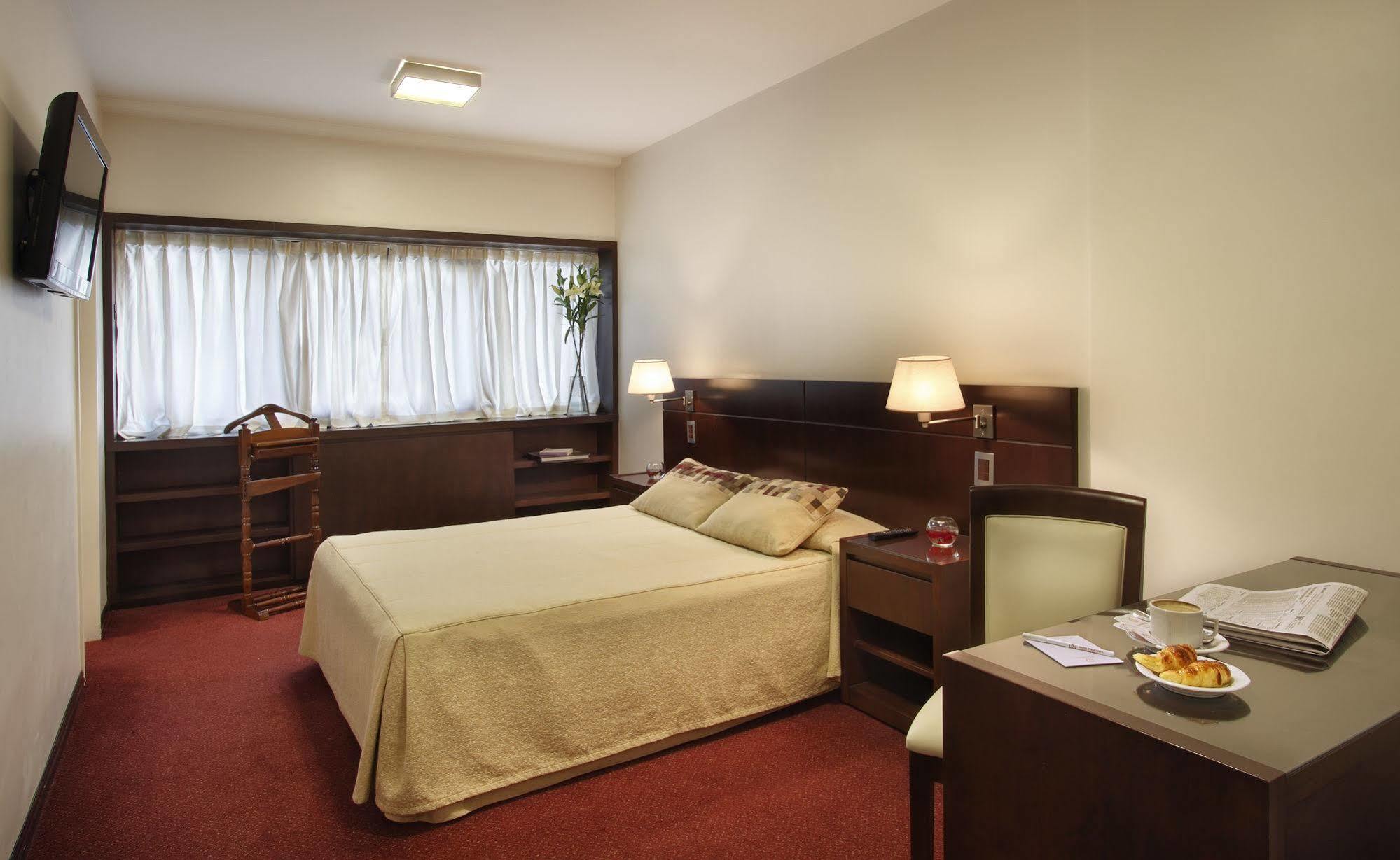 Hotel Presidente Buenos Aires Exteriér fotografie